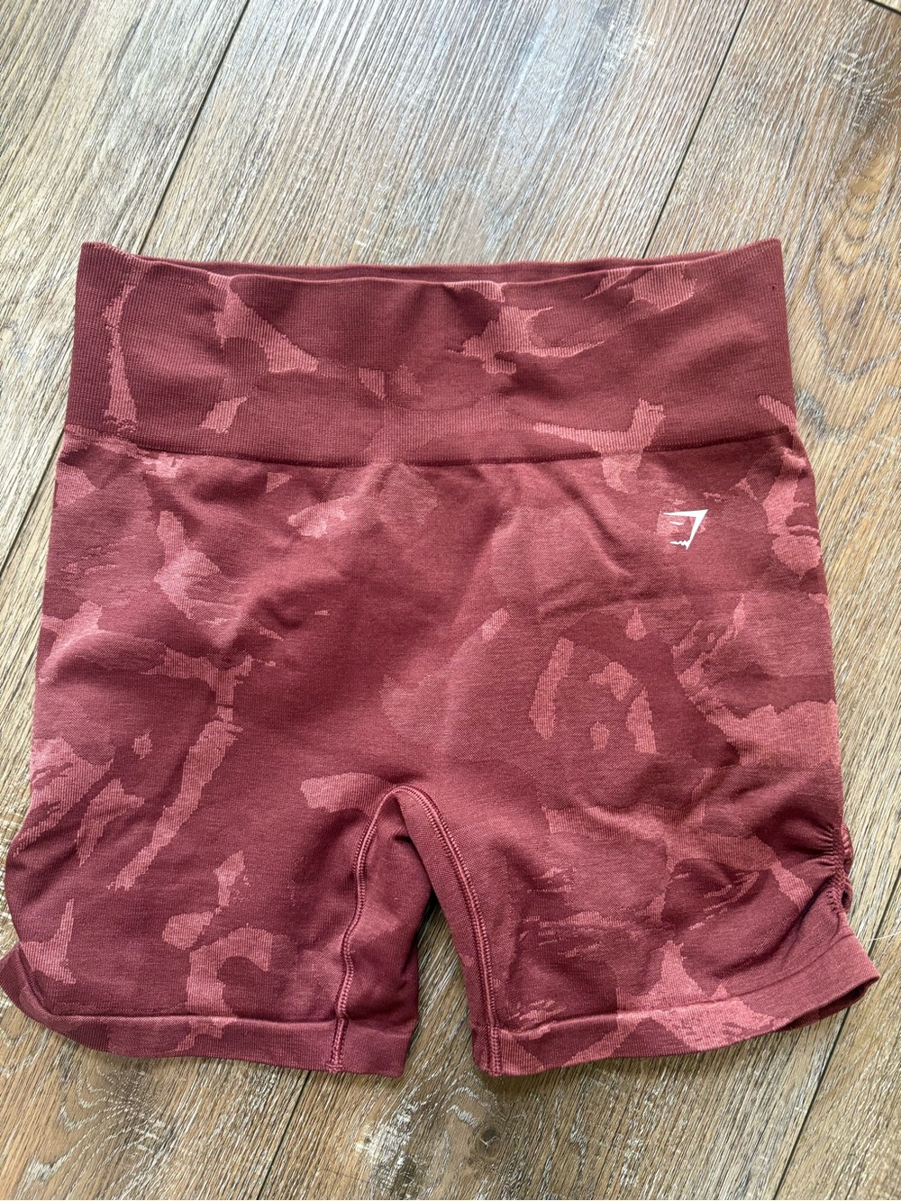 Gymshark High-Waist adapt Seamless Burgundy Camo Womens Shorts medium